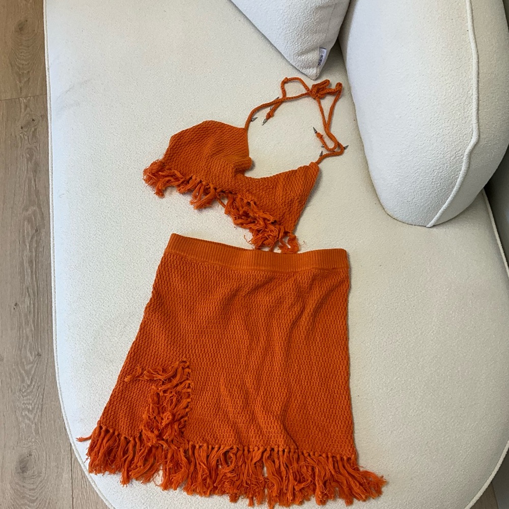 DEVITTA CROP TOP AND SKIRT WITH W/ FRINGE